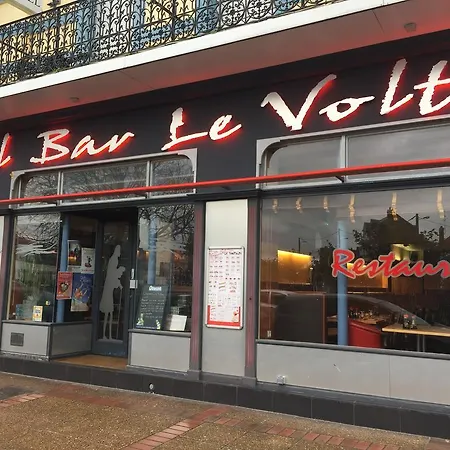 Le Voltaire Берк-Плаж